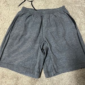 Lulu shorts